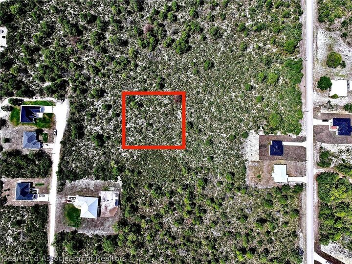 Property Photo:  334 Falcon Street  FL 33852 