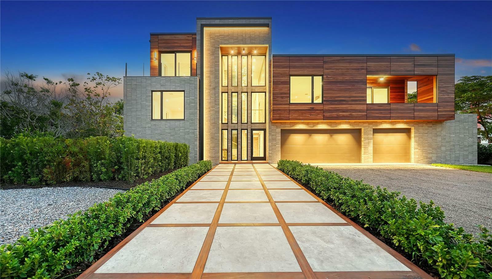 Property Photo: 2945 Pyrula Drive FL 34228