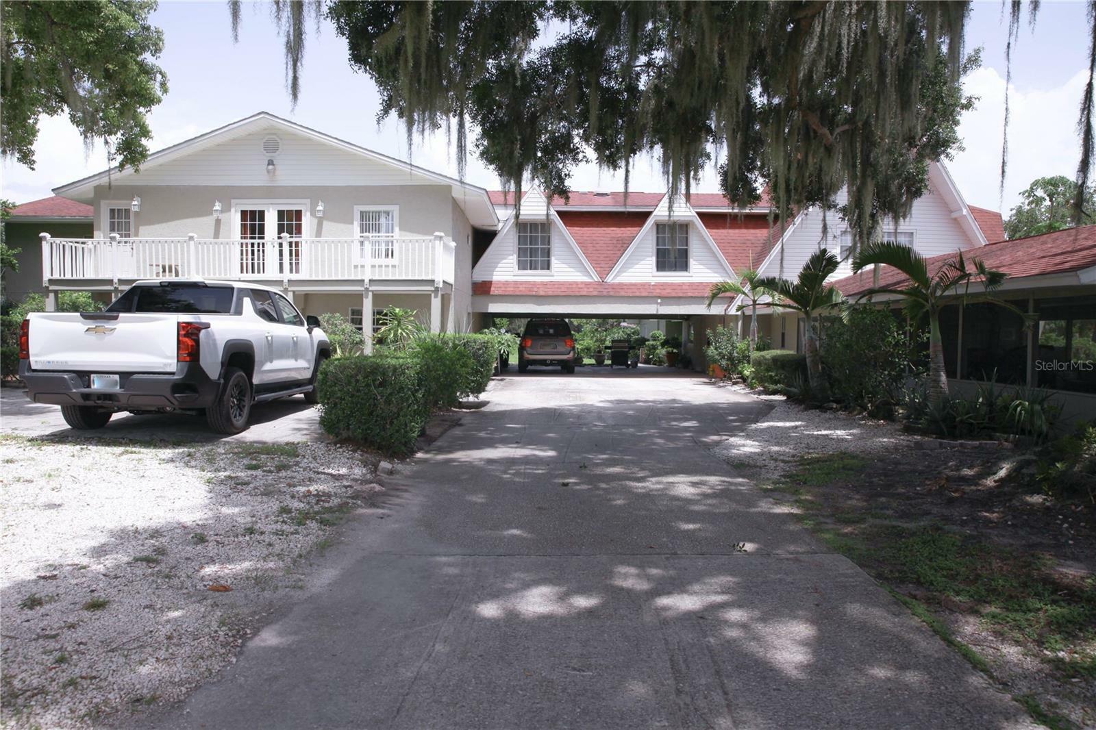 Property Photo:  201 Lake Bonny Drive E  FL 33801 