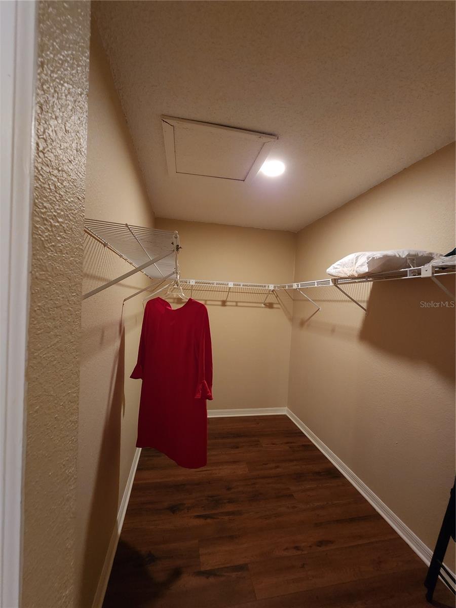 Property Photo: 1611 Sand Key Cir FL 32765