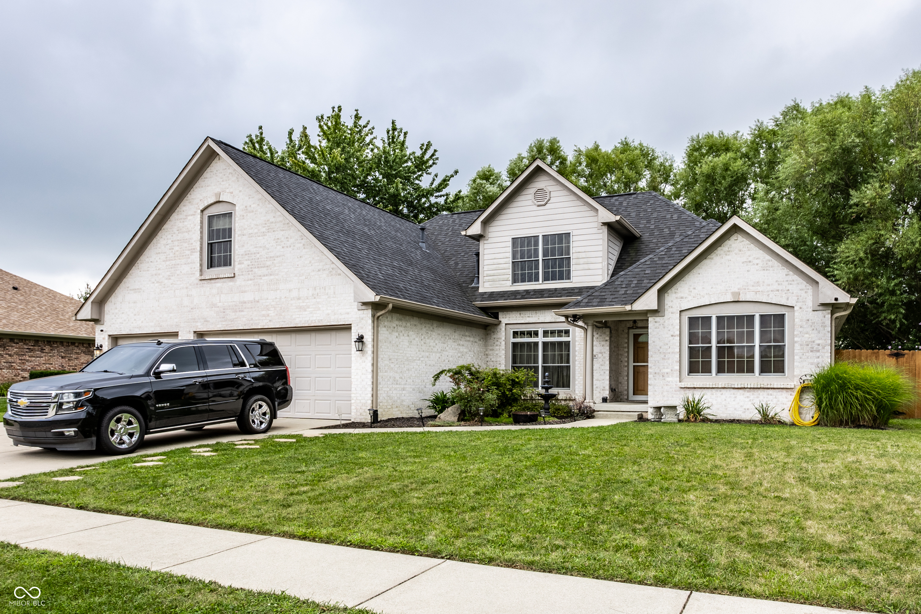 Property Photo:  6443 Fieldstream Drive  IN 46123 