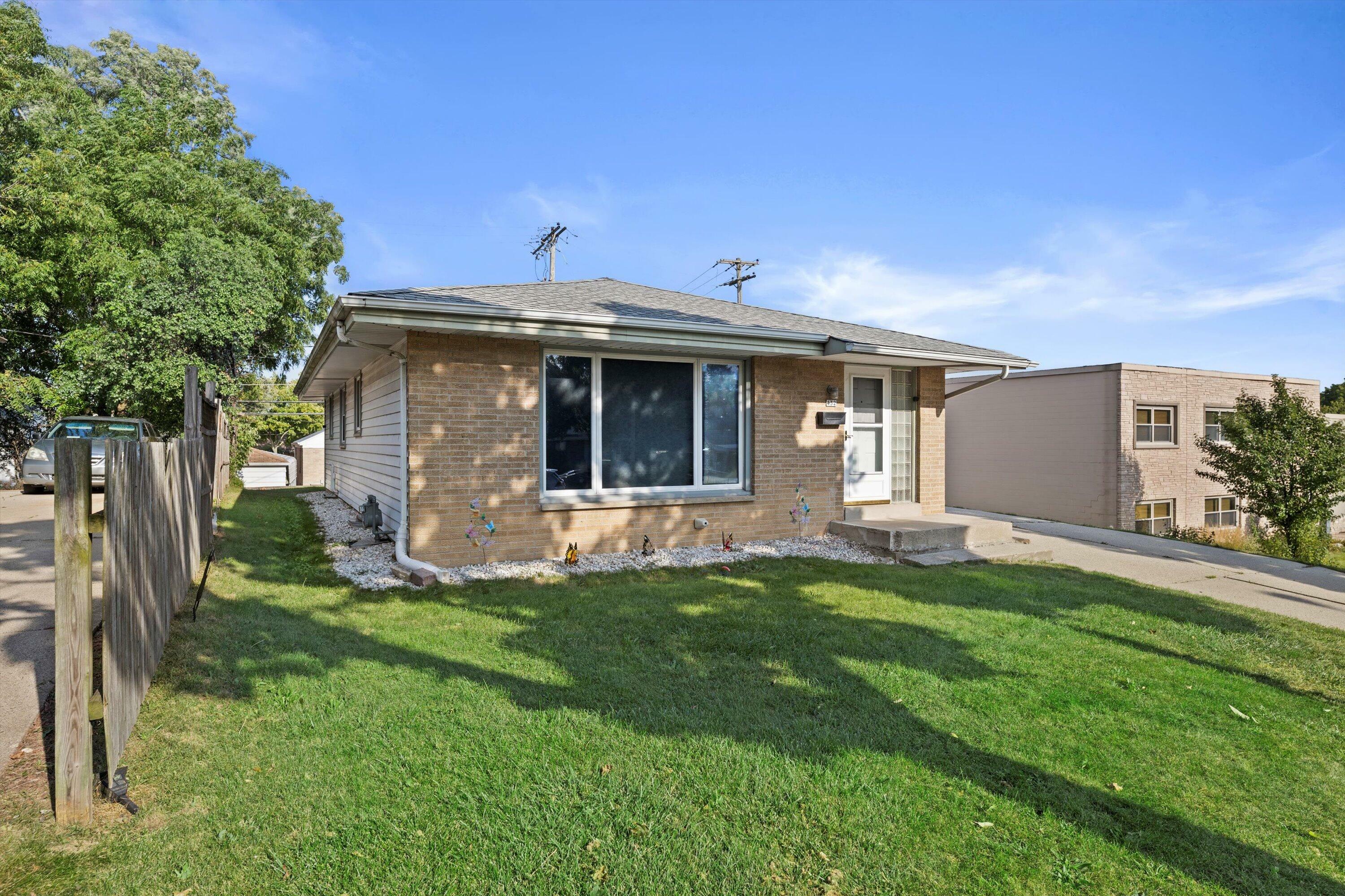 Property Photo:  432 S 92nd St  WI 53214 