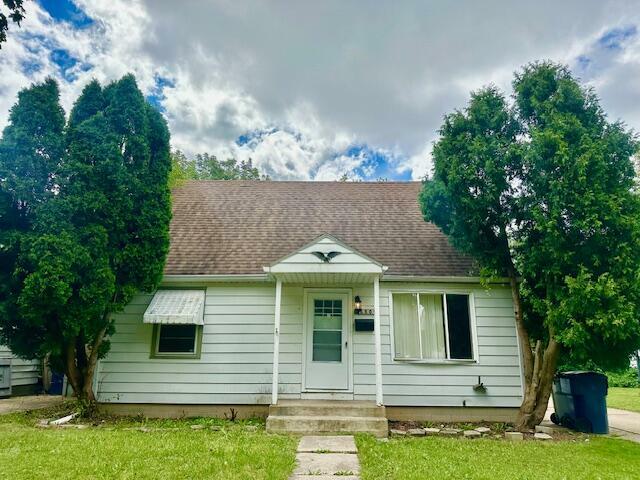 Property Photo: 5609 W Thurston Ave WI 53218
