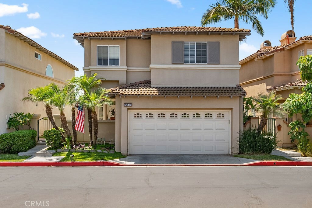 Property Photo: 2140 W Toledo Place CA 90631