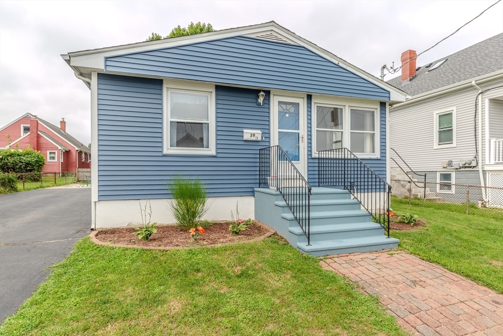 Property Photo:  39 Irving Street  RI 02904 