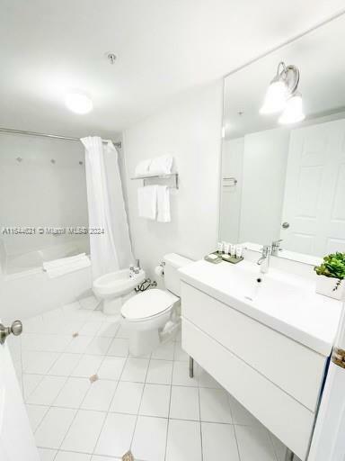 Property Photo:  2951 S Bayshore Dr 717  FL 33133 