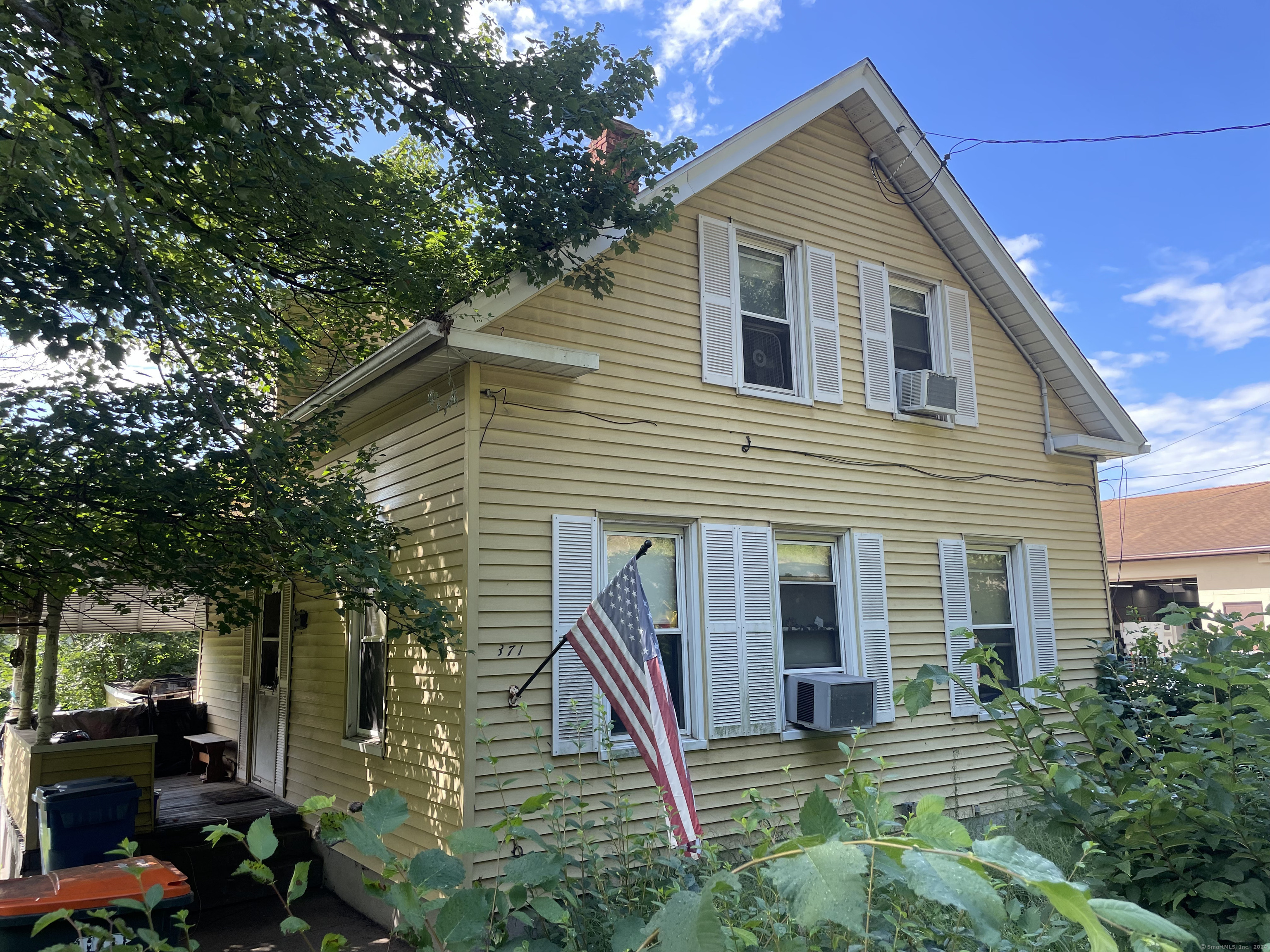 Property Photo: 371 South Colony Street CT 06451