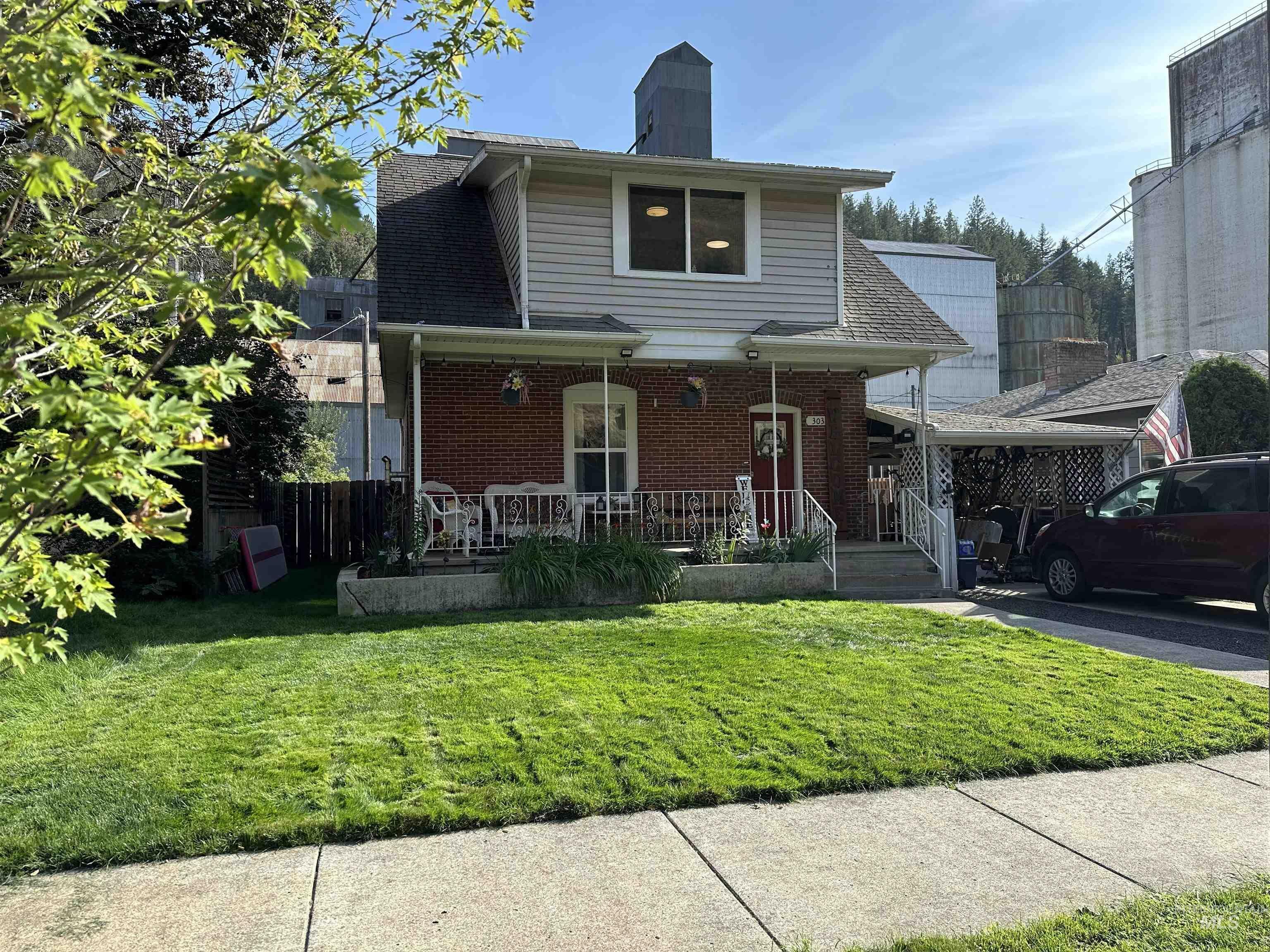 Property Photo:  303 E Main Street  ID 83537 