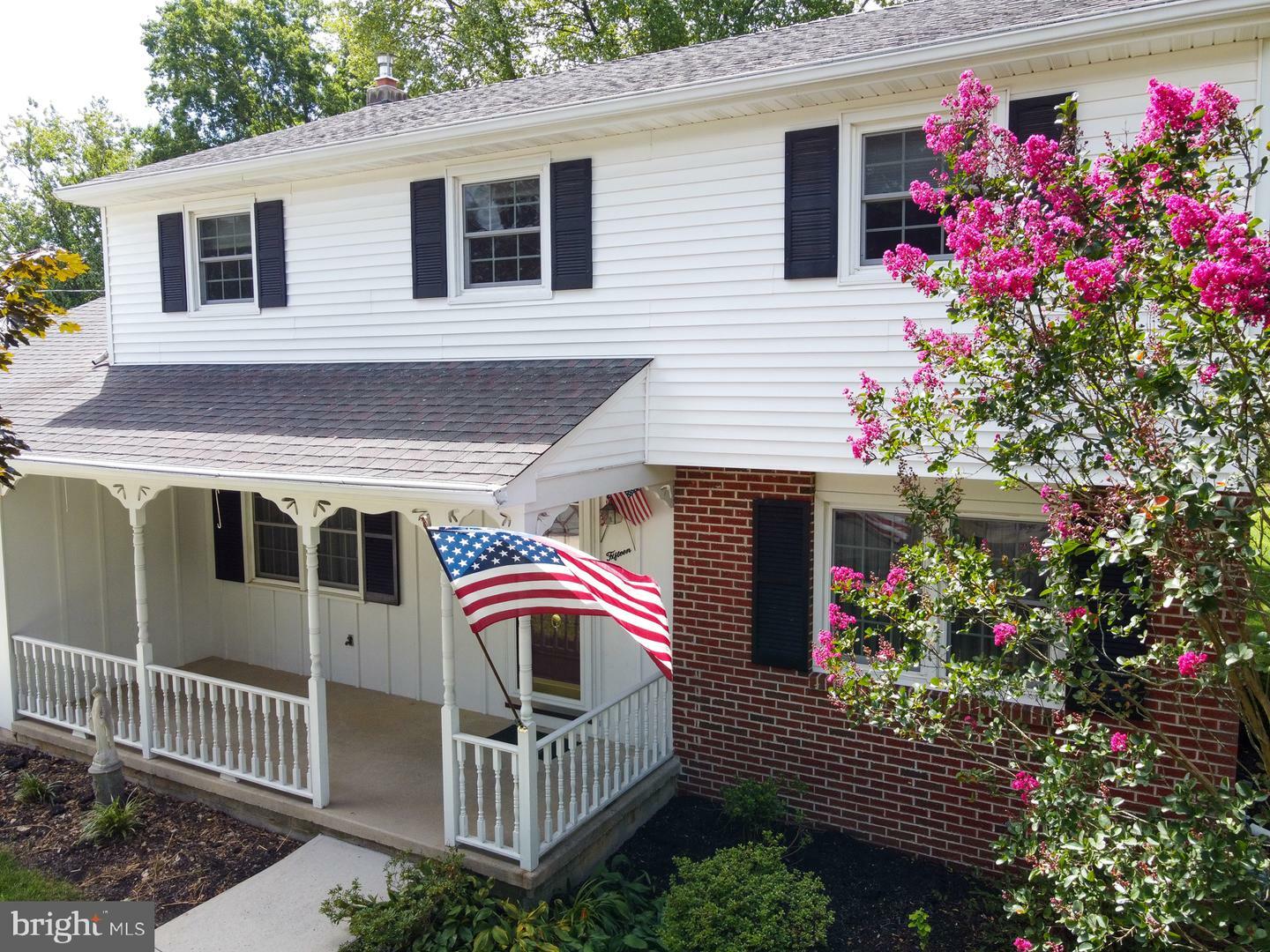 Property Photo:  15 Dewberry Drive  NJ 08610 