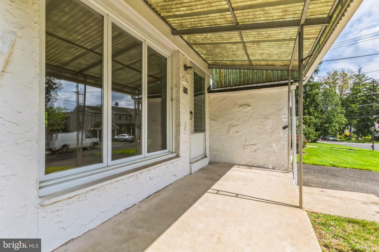 Property Photo:  770 Monroe Avenue  PA 19038 