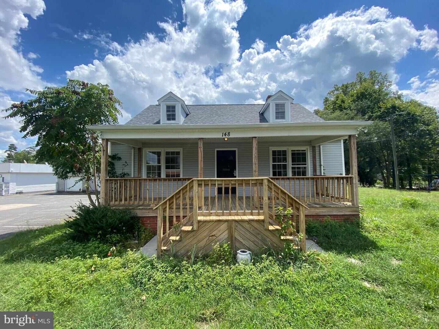 Property Photo: 148 East Broaddus Avenue VA 22427