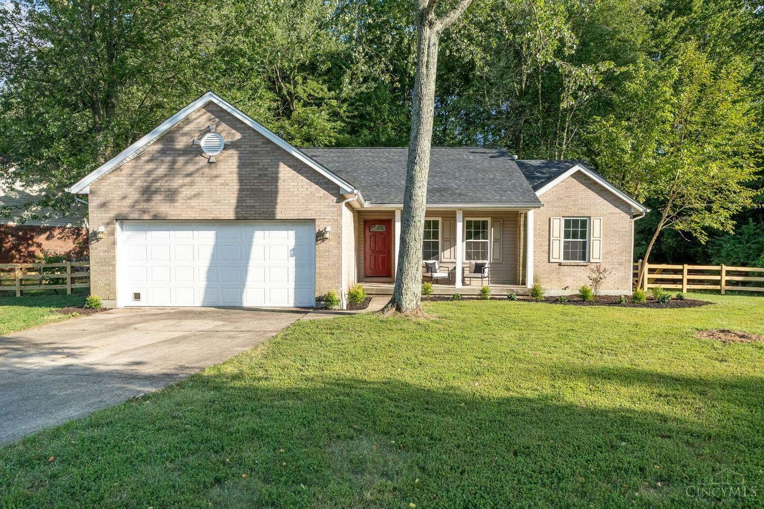 Property Photo:  1461 Elmbrooke Court  OH 45102 