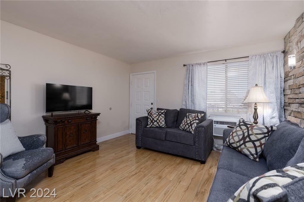 Property Photo:  797 East Harmon Avenue 43  NV 89119 