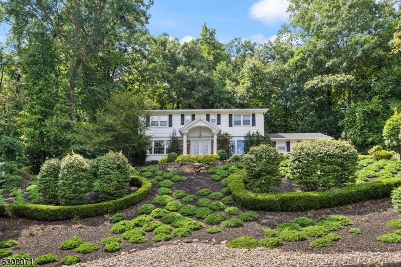 Property Photo:  34 Manor Ln  NJ 07950