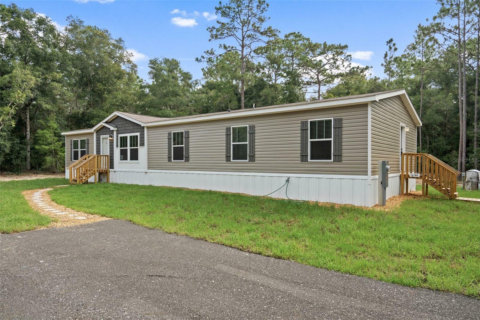 Property Photo:  6144 La Pine Road  FL 34602 