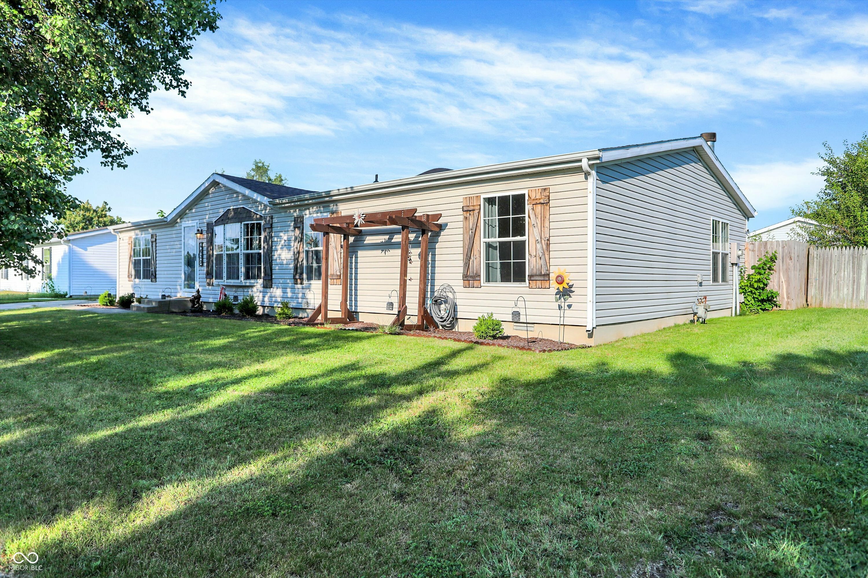 Property Photo:  4630 Breckenridge Drive  IN 47203 