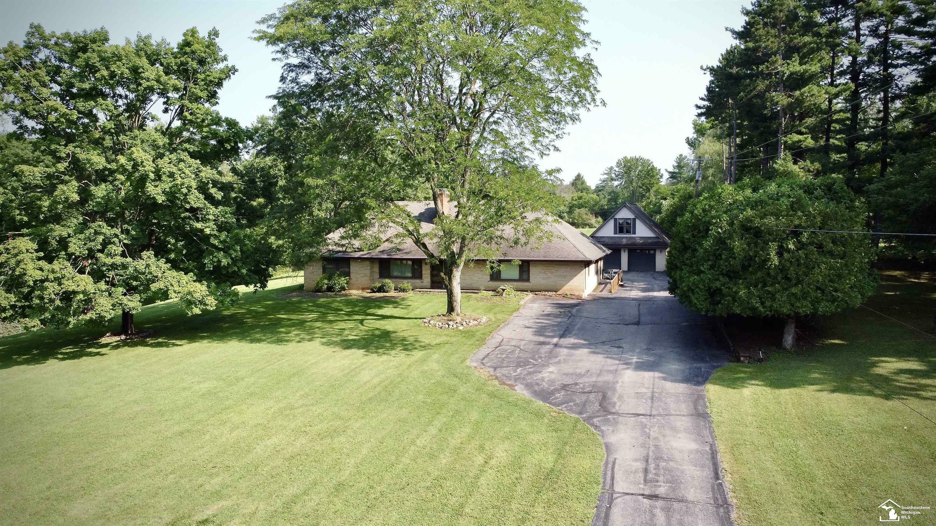 Property Photo:  5677 Vreeland Road  MI 48105 