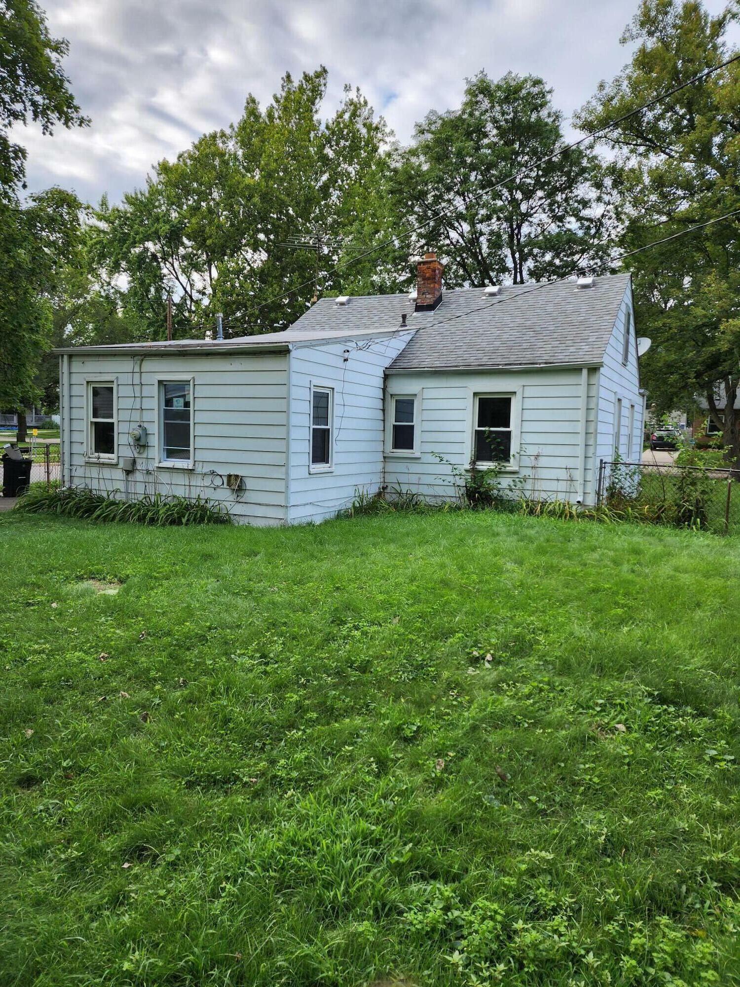 Property Photo:  1600 Woodward Heights  MI 48220 