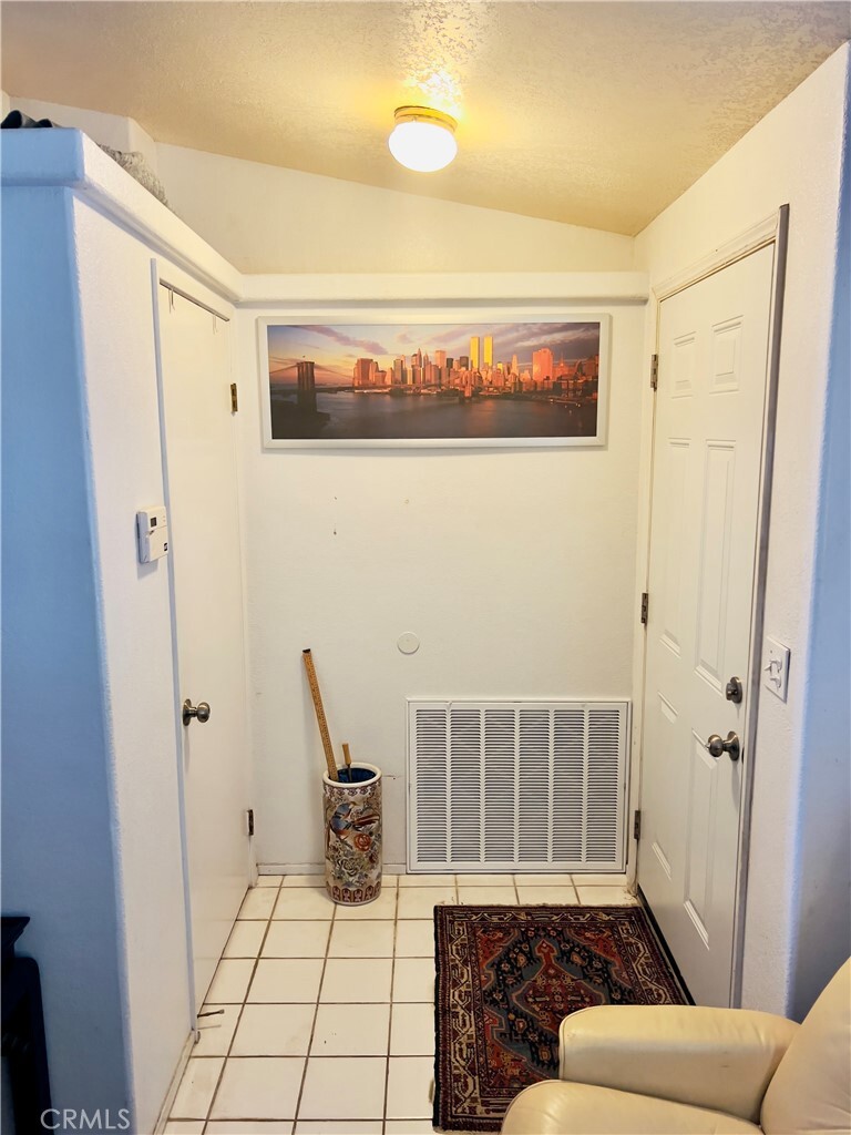 Property Photo: 13691 Gavina 587 CA 91342