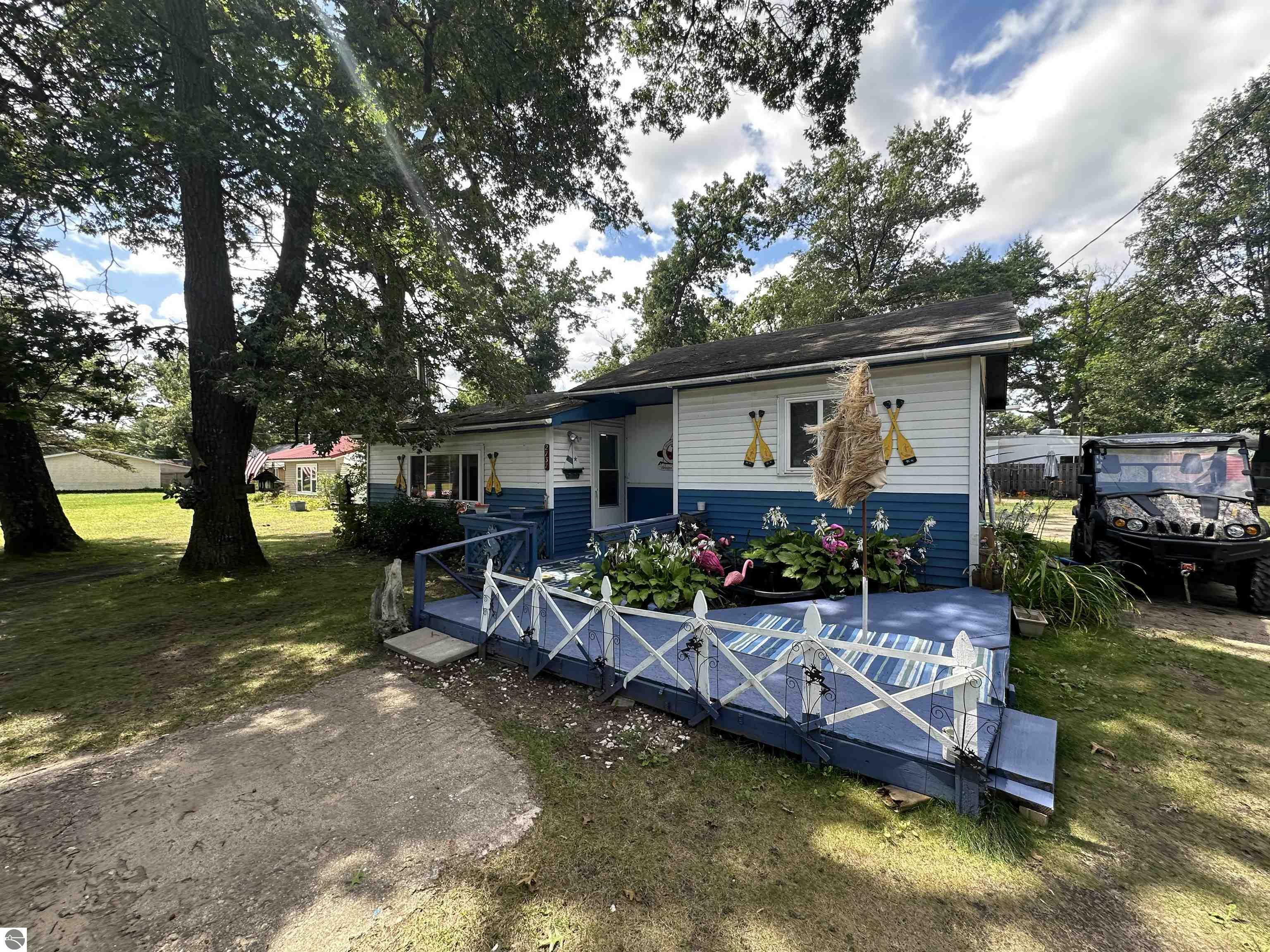 Property Photo:  2737 Dodge Lake Avenue  MI 48625 