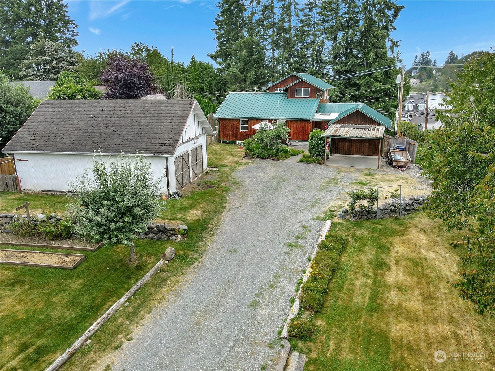 Property Photo:  1307 E Lakeshore Drive  WA 98258 