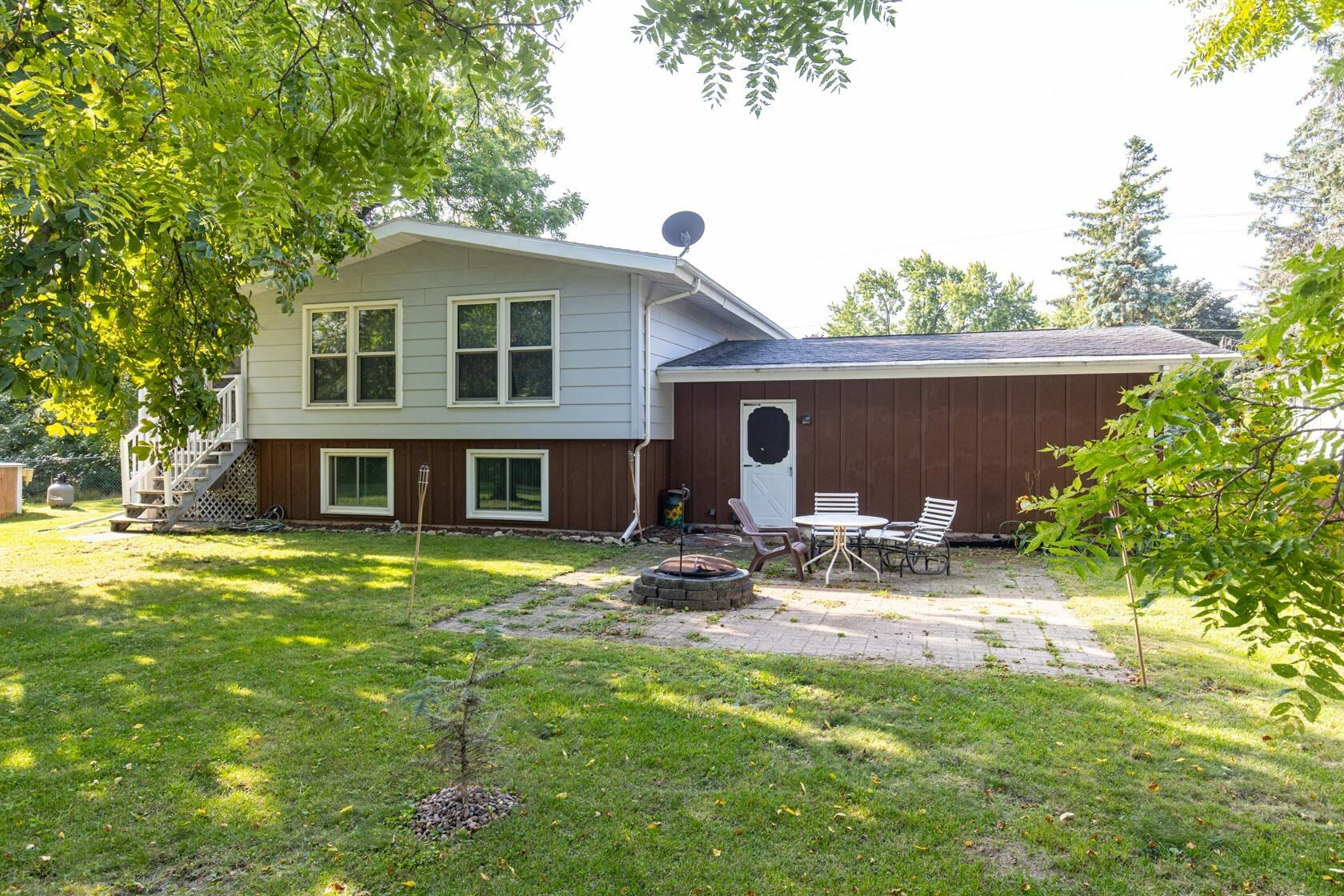 Property Photo:  1512 W 9th Avenue  WI 54902 