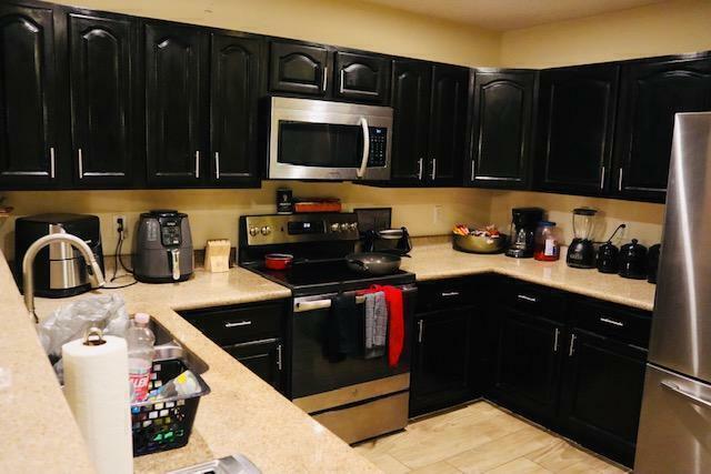 Property Photo:  937 SW 15th Street  FL 33441 