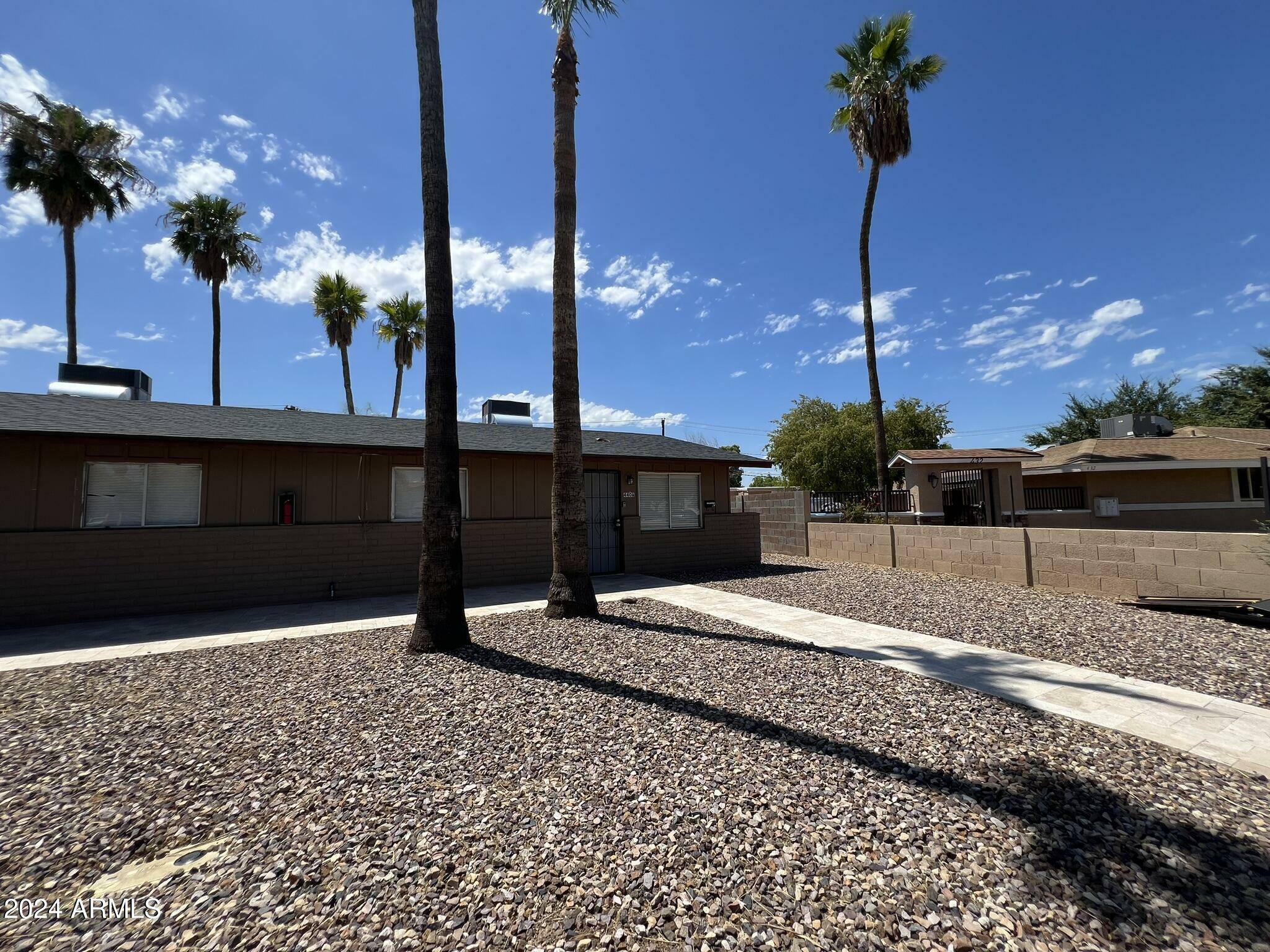 Property Photo:  440 S Hall --  AZ 85204 