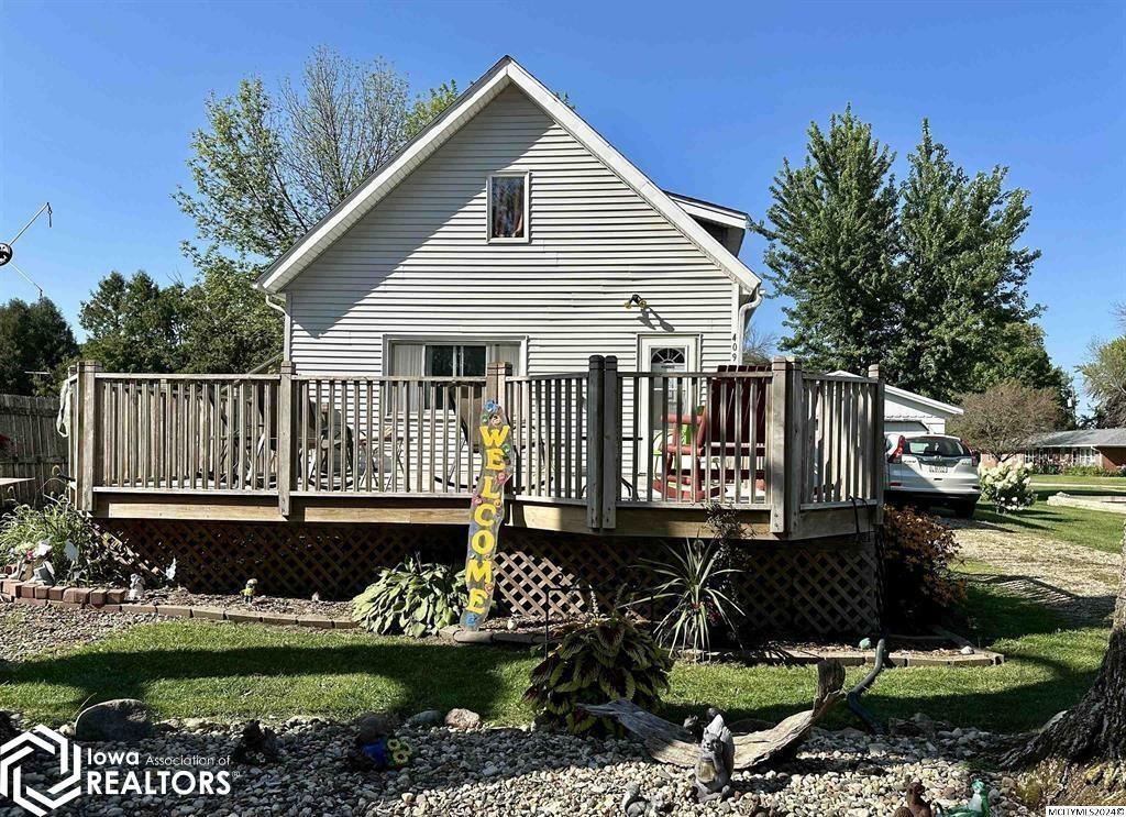 Property Photo:  409 1st Street  IA 50440 