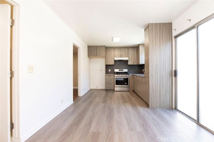 Property Photo:  9250 Sunland Boulevard 17  CA 91352 