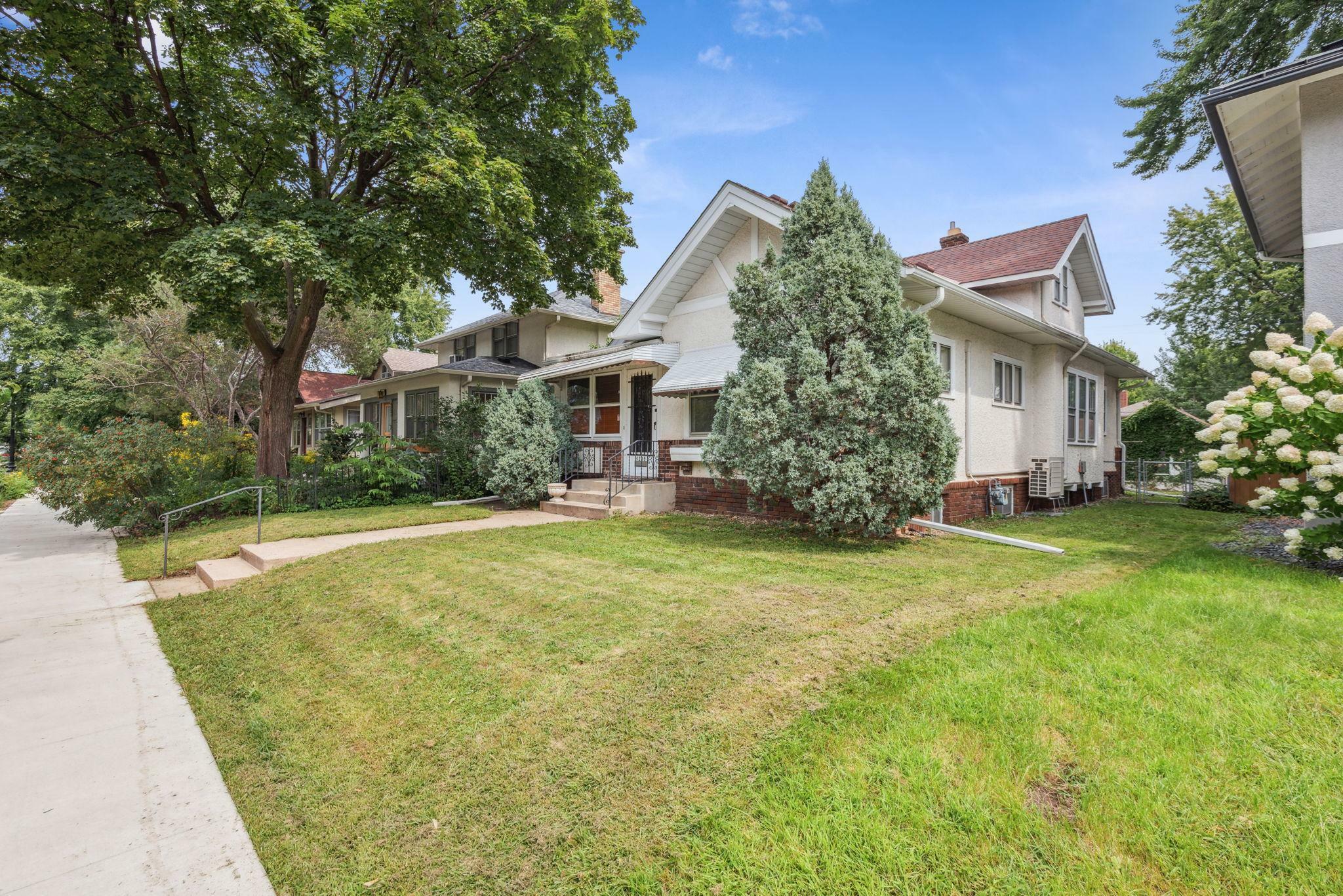 Property Photo:  4235 Grand Avenue S  MN 55409 