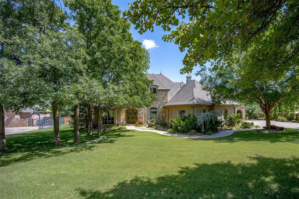 Property Photo:  3600 Redmont Trace  OK 73034 