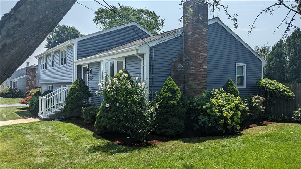 Property Photo:  85 Plymouth Road  RI 02914 