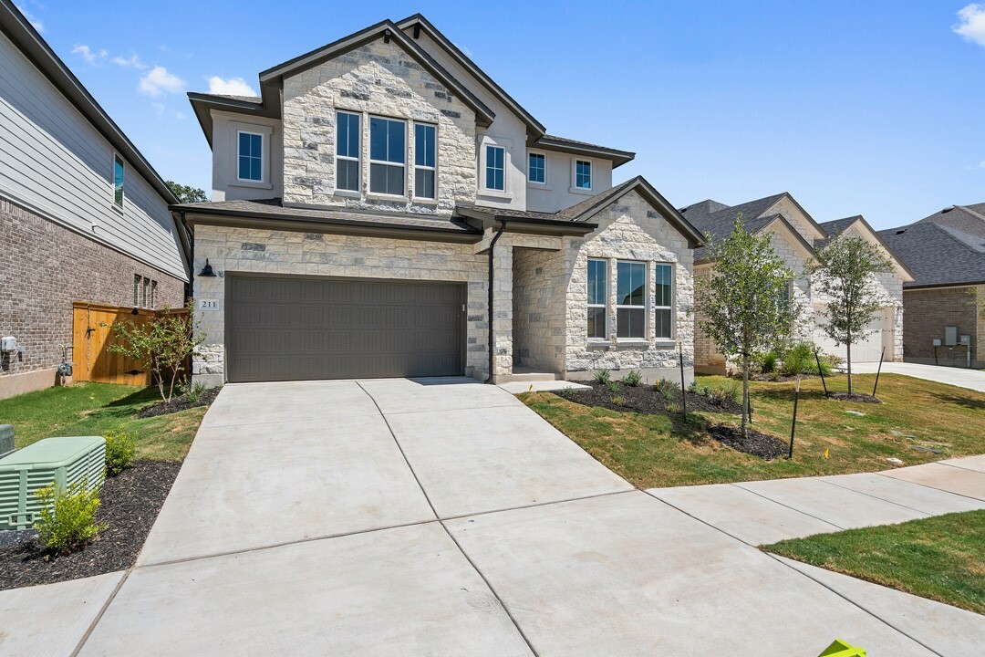 Property Photo: 211 Comfort Maple Lane TX 78620
