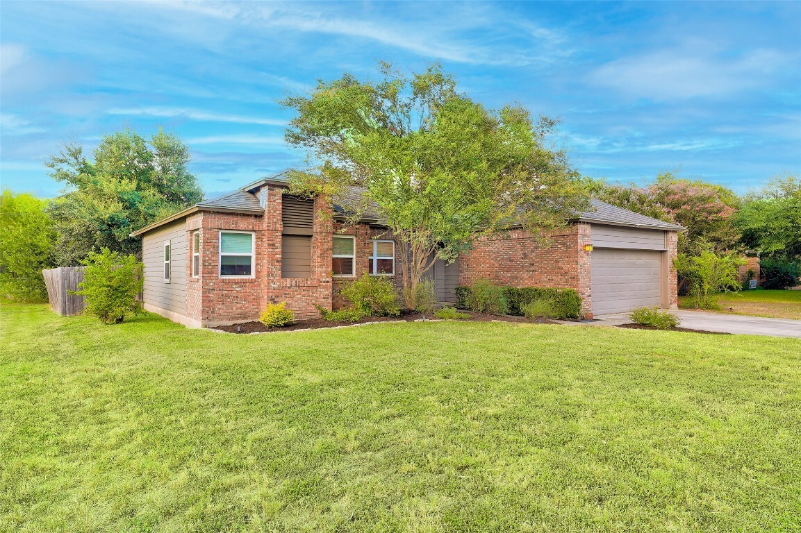 Property Photo:  9606 Braes Valley Street  TX 78729 