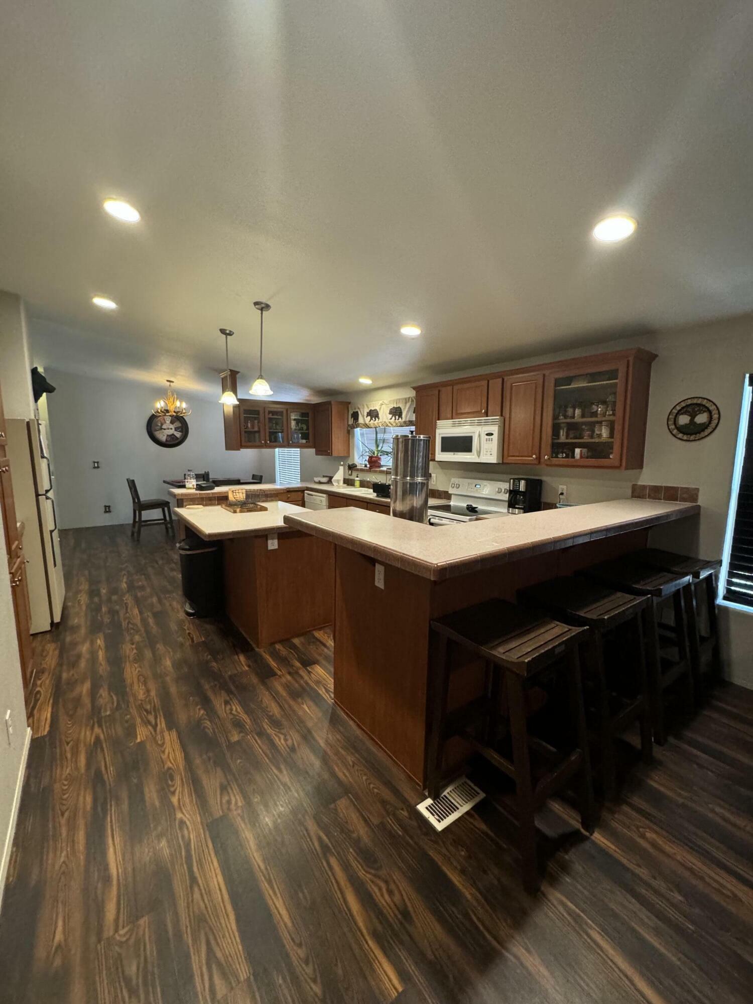 Property Photo:  308 S Kodz Road  AZ 85541 