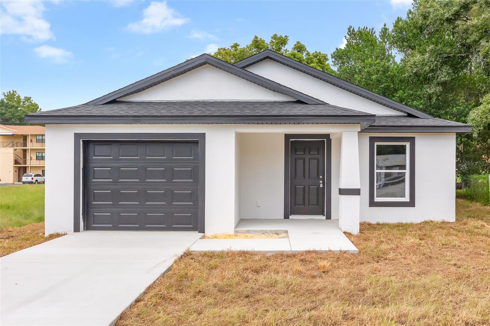 Property Photo: 119 E Bullard Avenue FL 33853