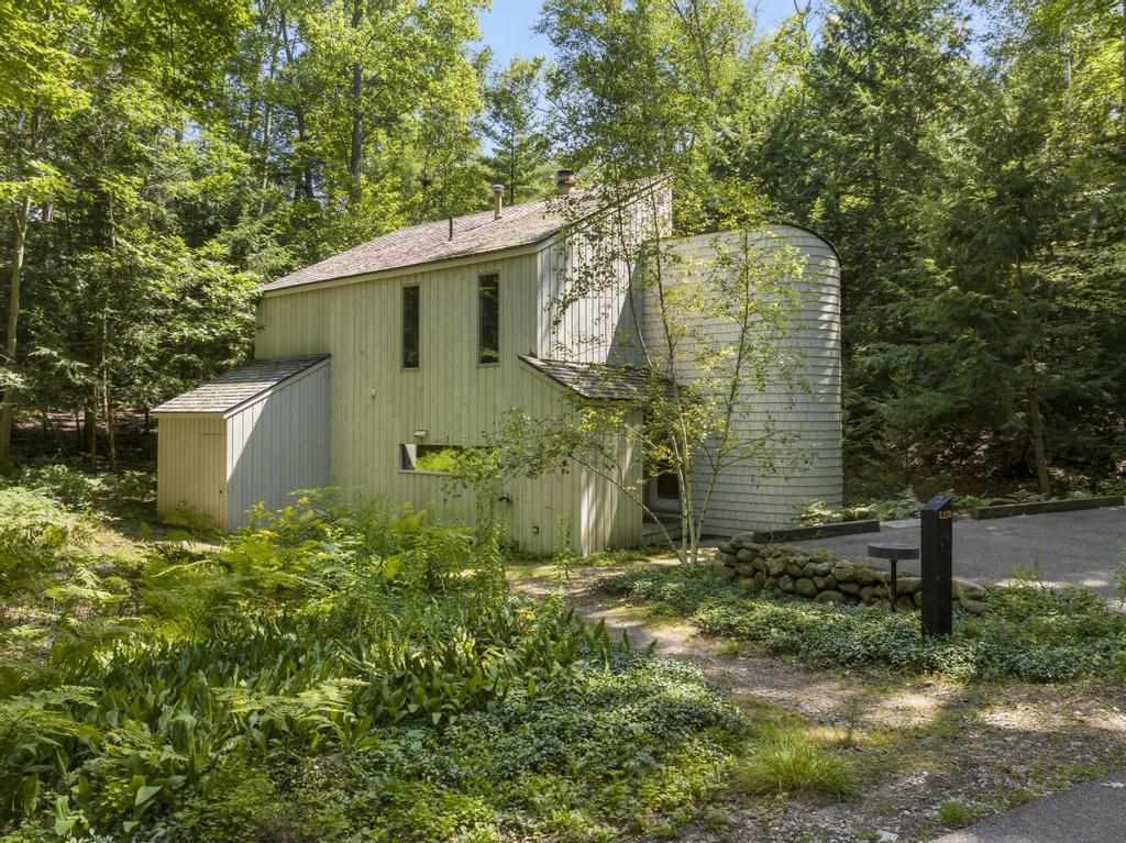 Property Photo:  2755 Harbor-Petoskey 112  MI 49740 