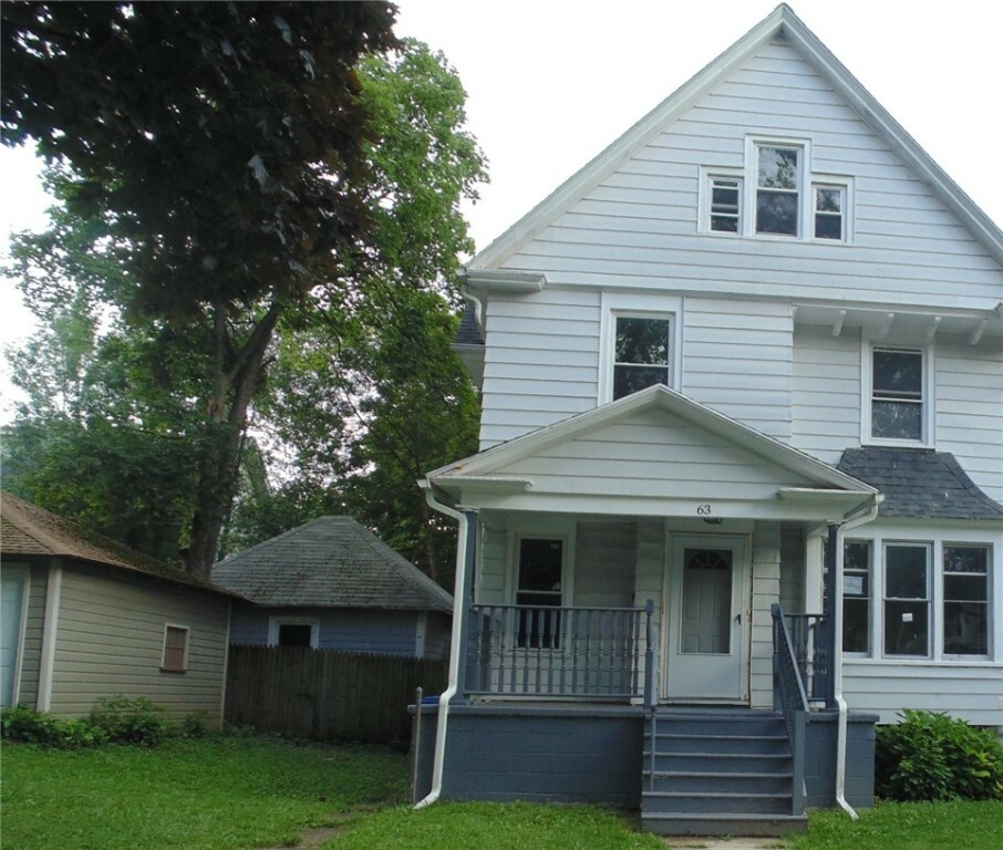 Property Photo:  63 Lakeview Park  NY 14613 