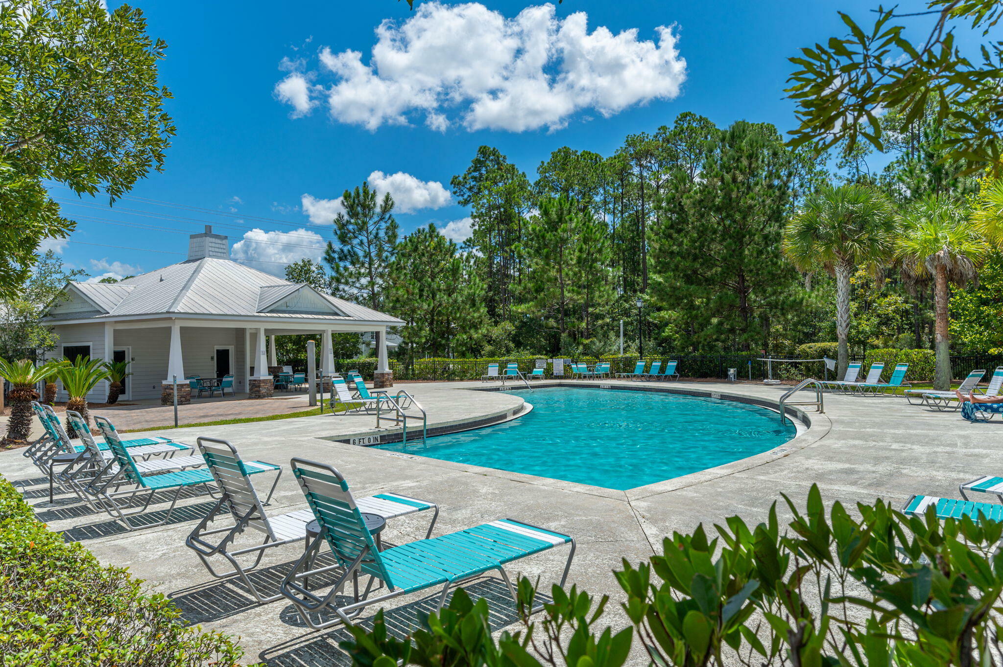 Property Photo: 166 N Sand Palm Road FL 32439