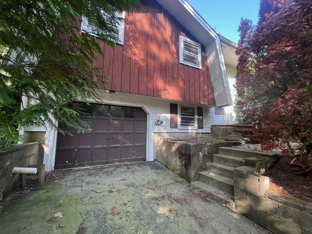 Property Photo:  18 Saddleback Hill Rd  MA 02019 