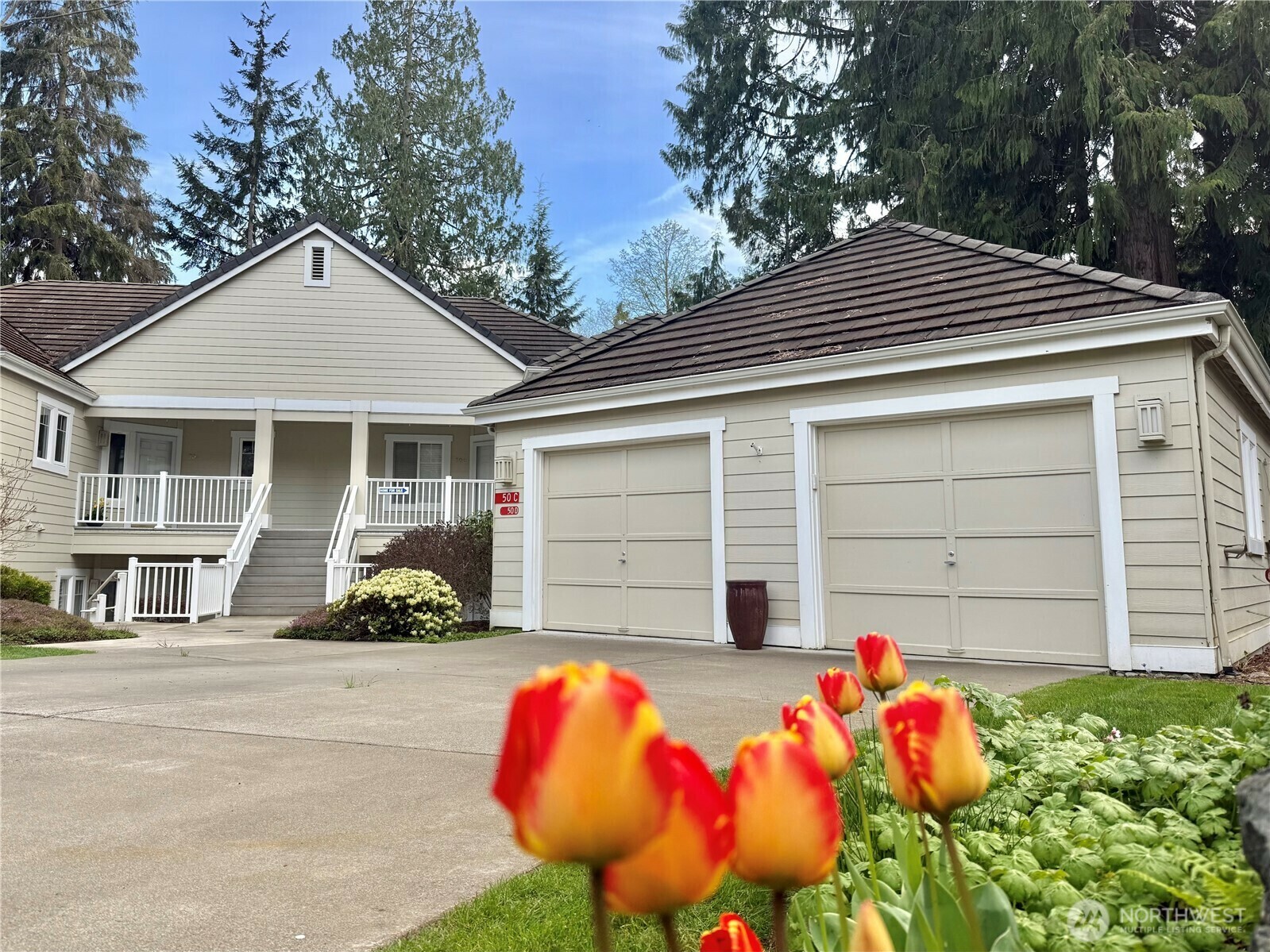 Property Photo: 50 S Chandler Court C WA 98365