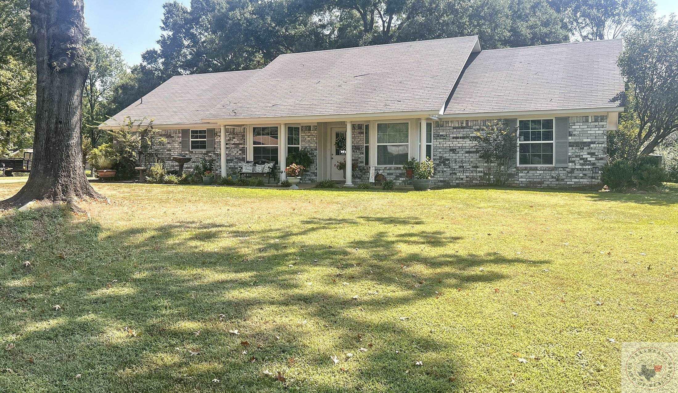 Property Photo:  7200 Hillcrest Dr  TX 75503 