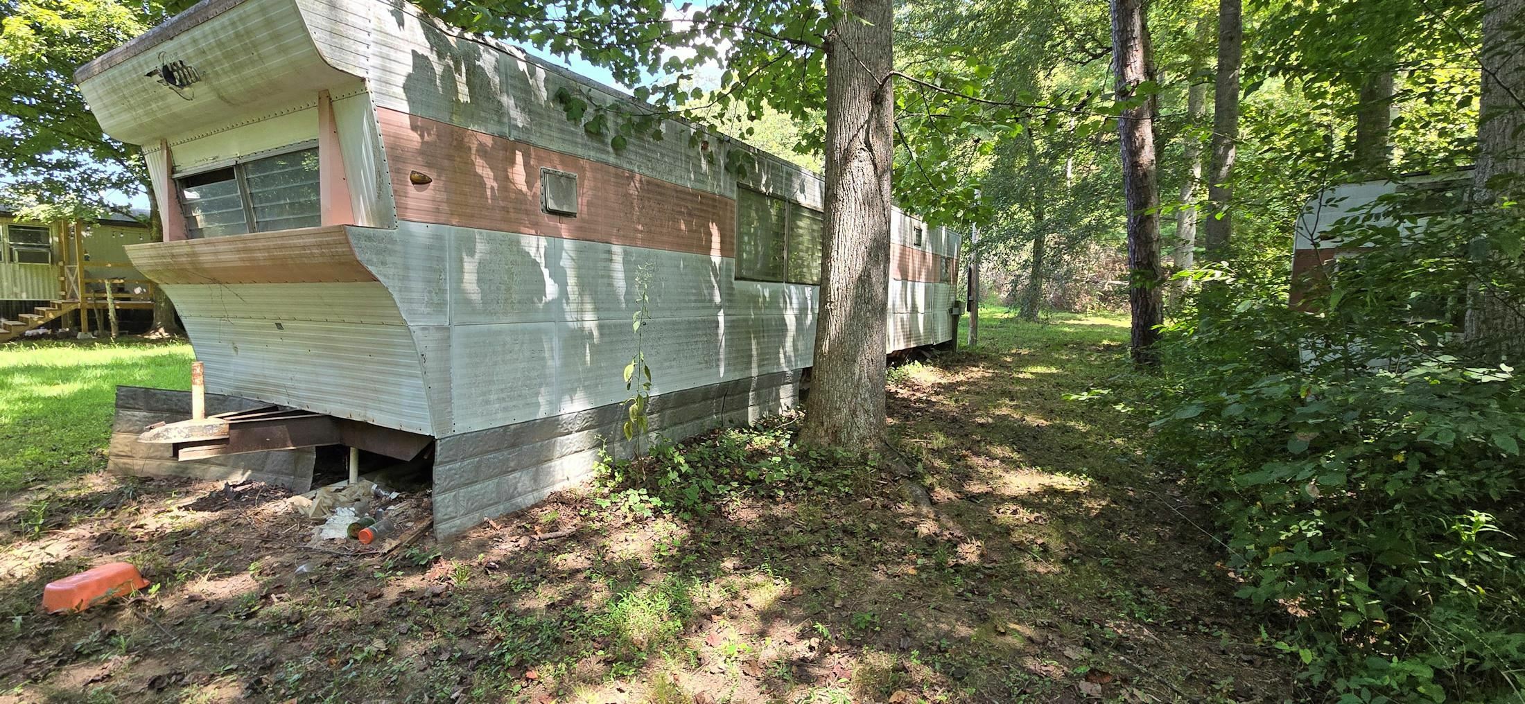 Property Photo:  927 Mink Lane  KY 41230 