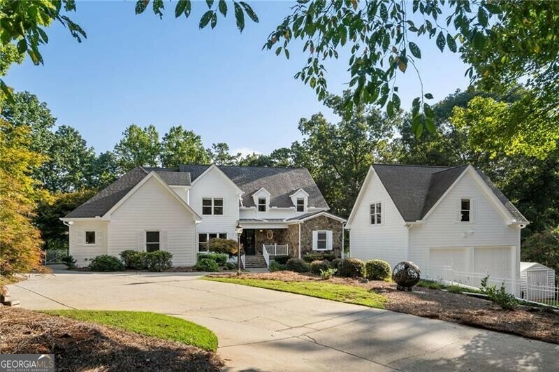 Property Photo:  1095 Mockingbird Lane  GA 30041 