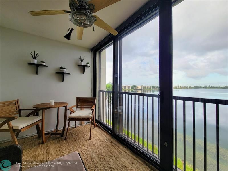 Property Photo:  111 Lake Emerald Dr 406  FL 33309 