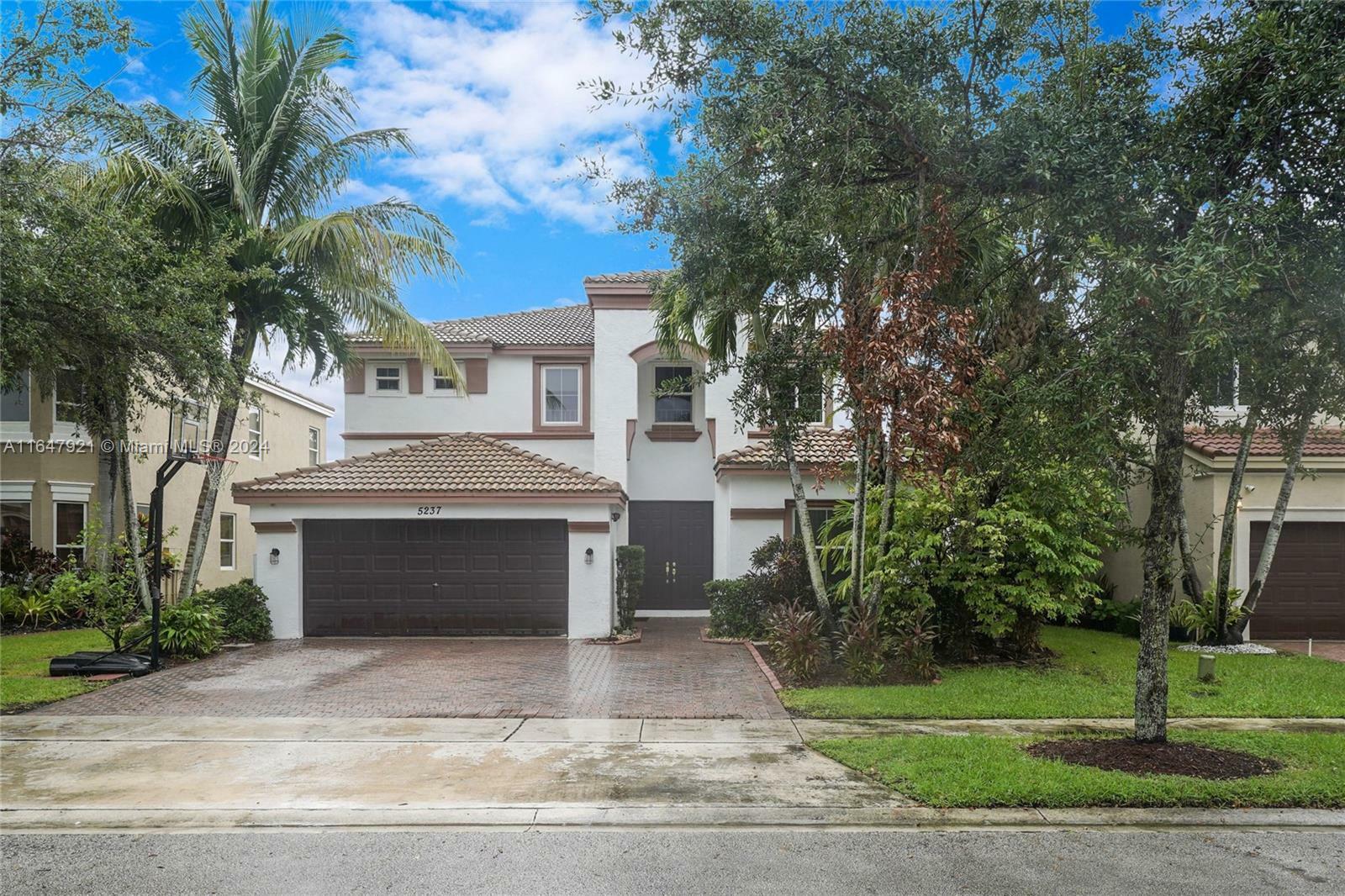 Property Photo:  5237 SW 158th Ave  FL 33027 