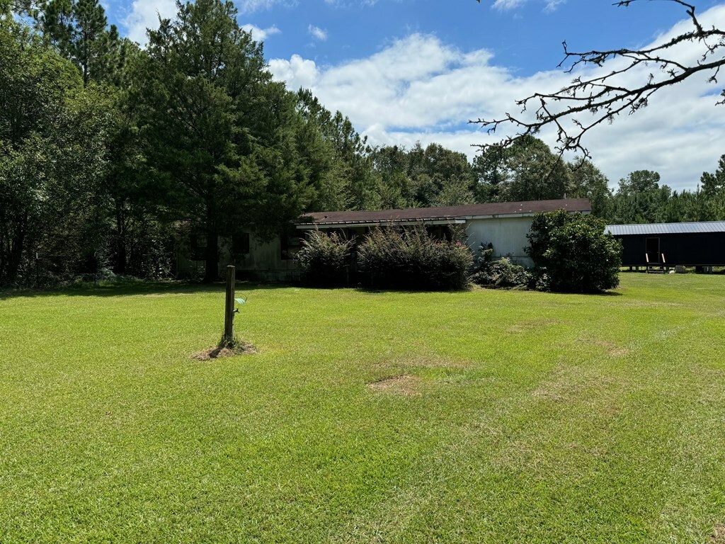 Property Photo:  352 Pine Forest Road  GA 31773 