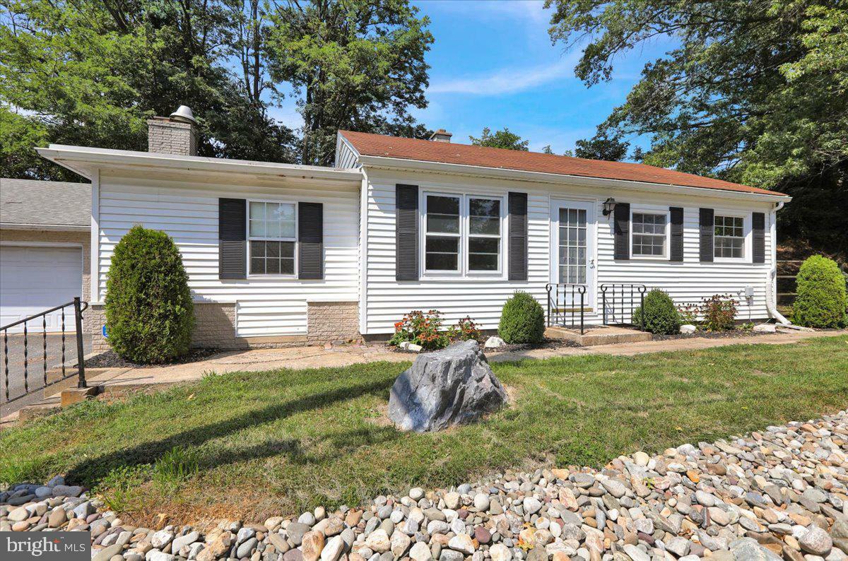 Property Photo:  785 Hempfield Hill Road  PA 17512 