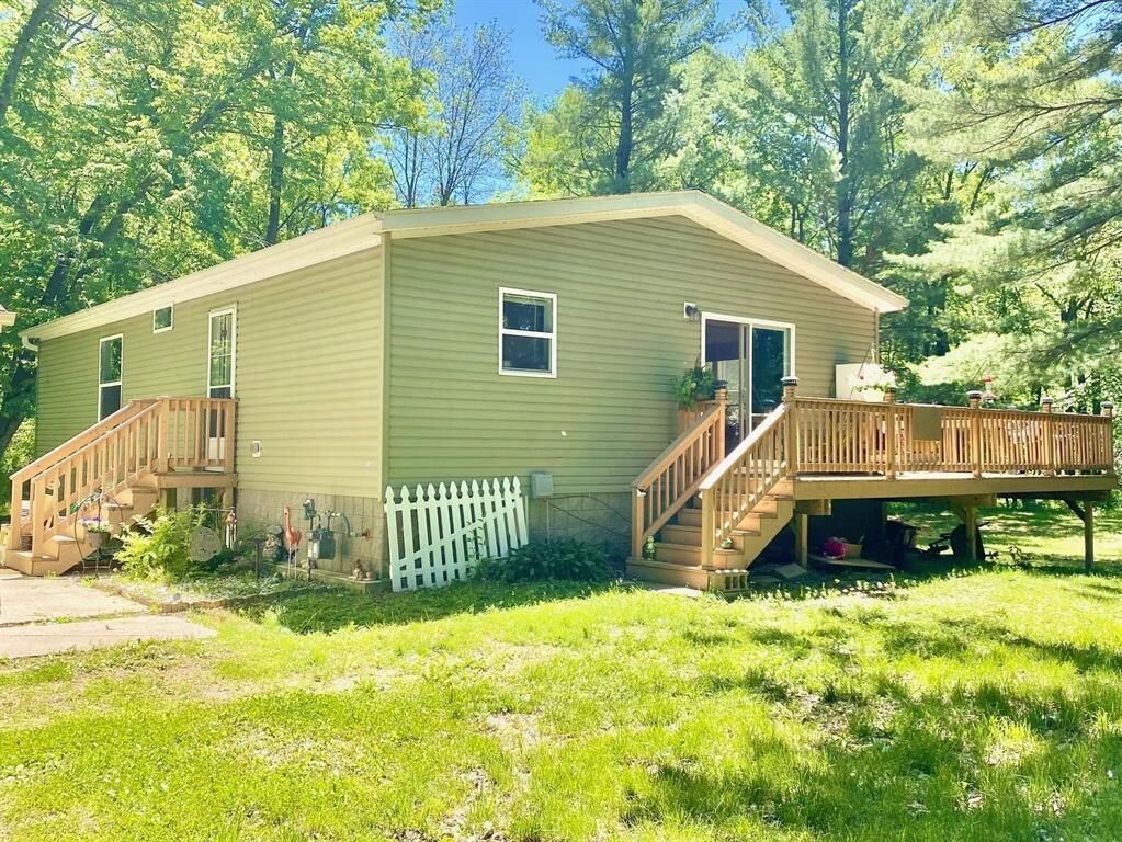 Property Photo:  401 Mound View Drive  WI 53934